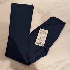 Lululemon Flare Blue Leggings (XS SHORT) - brand new